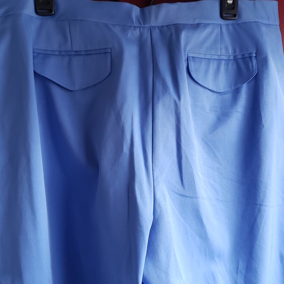 Dress pants - Picture 2 of 2